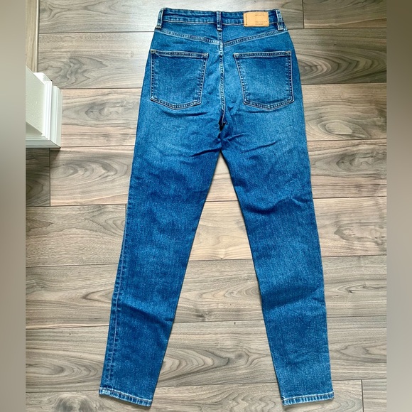 Frank & Oak High-Waisted Denim Jeans - Picture 7 of 8